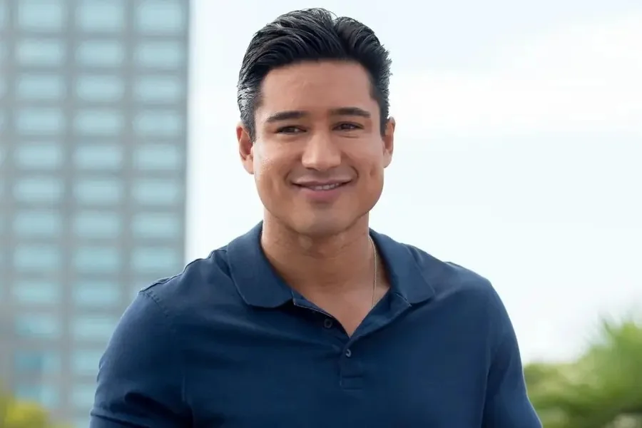 Mario Lopez Height